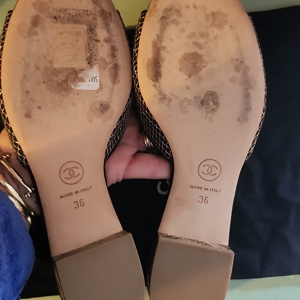 CHANEL Camelia Slide Sandals Black & Gold Size 36 - Picture 15 of 16